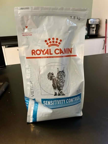 Photo of free 1kg Royal Canin Sensitivity Cat (Mangotsfield BS16) #1