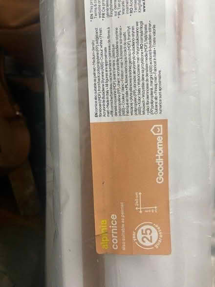 Photo of free 4 white new cornice/pelmet B&Q (Reading, RG1) #1