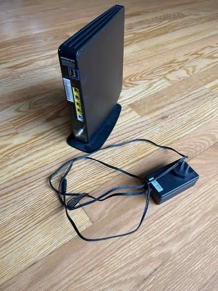 Photo of free Verizon Fios router (Swarthmore) #1