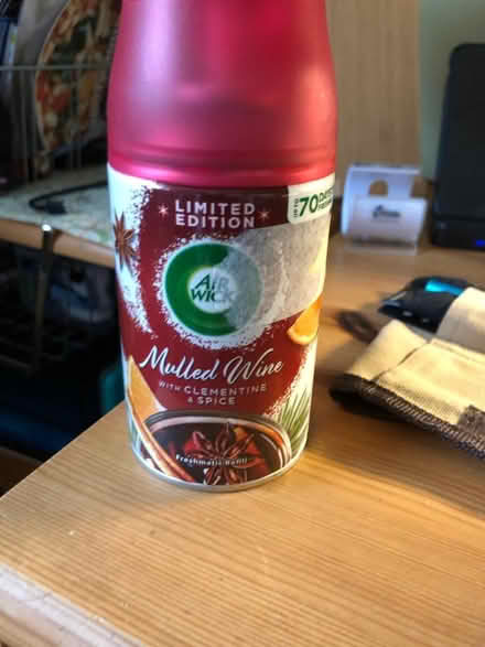 Photo of free Air wick freshmatic refill - Xmas version almost unused (Torbrex FK7) #1