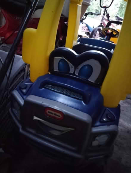 Photo of free Little tykes truck (Boothgate DE56) #1