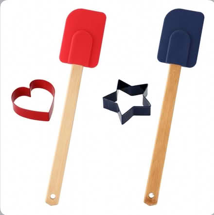 Photo of free Spatula & Cookie cutter-24 (North end Fall River) #1