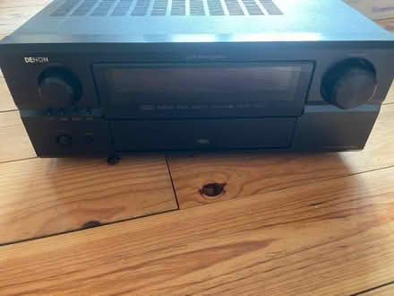 Photo of free AV amp (Henley-on-Thames RG9) #2