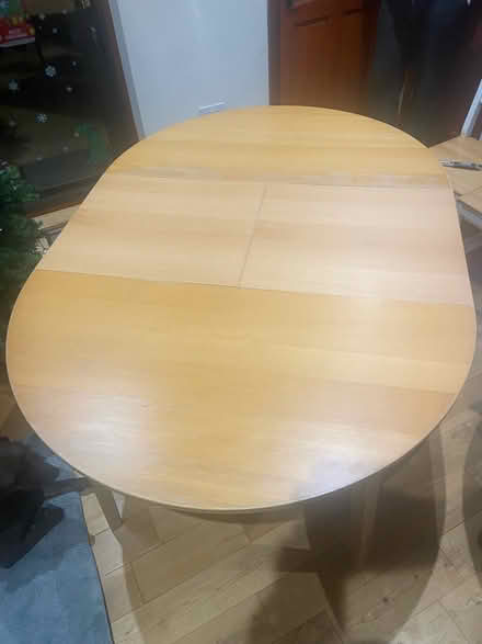 Photo of free Round extendable dining table (Abbey Wood SE2) #1