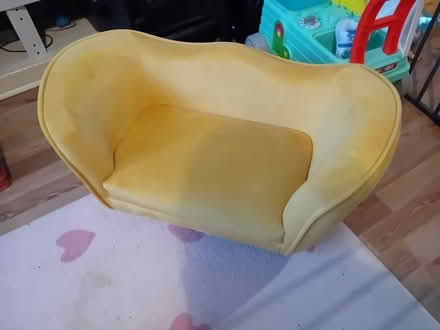 Photo of free Mini couch (L8) #1