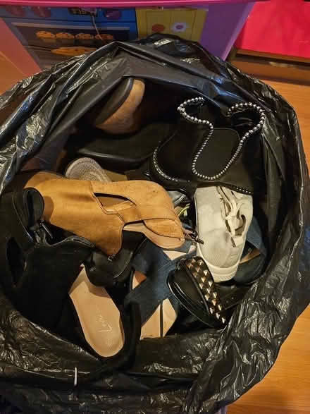 Photo of free Bag of assorted shoes (SE1) #1