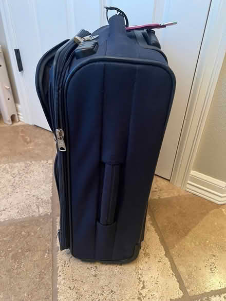 Photo of free American Tourister Suitcase (Issaquah) #2