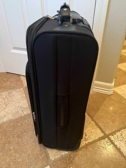 Photo of free Samsonite Suitcase (Issaquah) #1