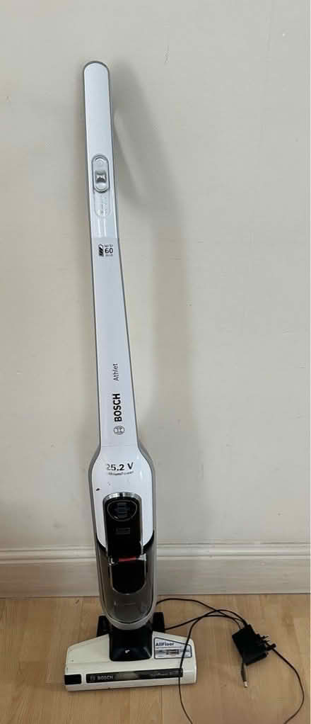 Photo of free Bosch cordless vaccum (HA9 Wembley park) #1