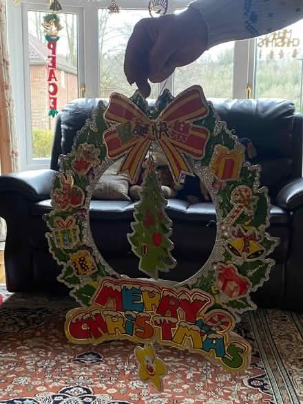 Photo of free Christmas decorations (Kenley CR8) #1