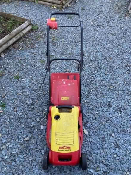 Photo of free Electric lawnmower (Stathe TA7) #1