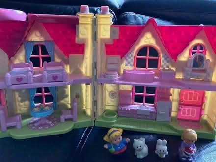 Photo of free ELC Dolls house (Basildon SS16) #1