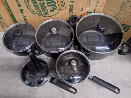 Photo of free Pots & matching lids (set of 5) (Downtown Denver) #2