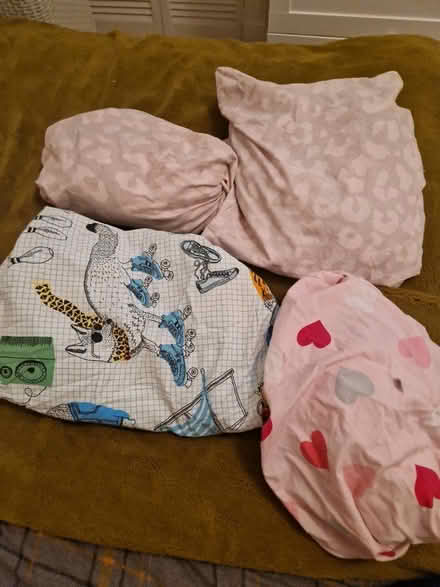 Photo of free Single duvet sets x3/fitted sheet (Edinburgh EH12) #1