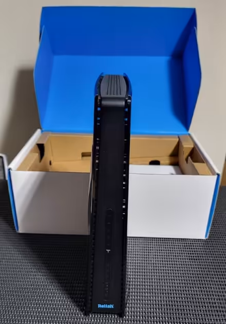 Photo of free Relish WLTFSR-115gn 4g Mobile Broadband wireless router (Caversham RG4) #1
