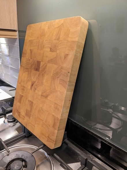 Photo of free Large chopping board (Frimley Green GU16) #1