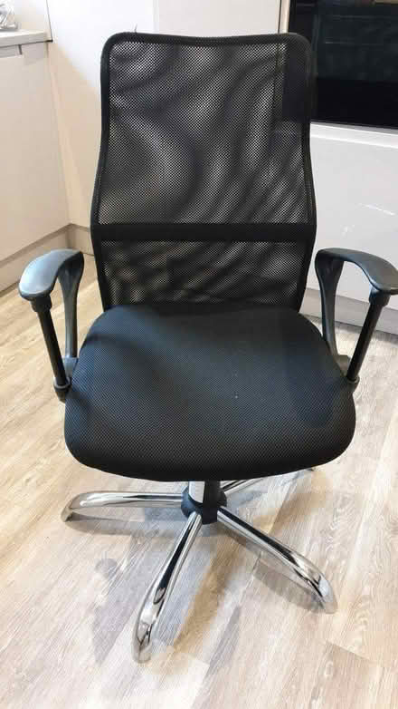 Photo of free Office/gaming computer chair (Clacton, CO16 7) #1