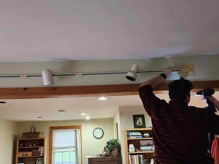Photo of free track lighting (virgil) #3