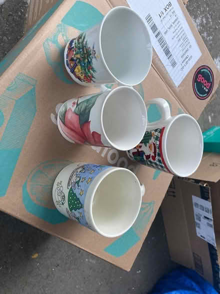 Photo of free 4 boxes of Christmas plus mugs (Nepean) #4