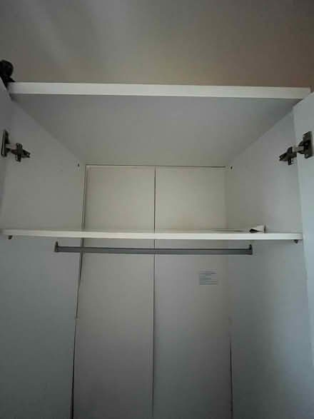 Photo of free Mirrored wardrobe. NO TIME WASTERS (Eltham SE9) #4
