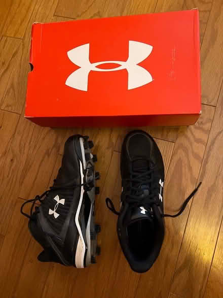 Photo of free Under Armour Men’s Baseball Cleats (East Harlem, above 125th St) #1