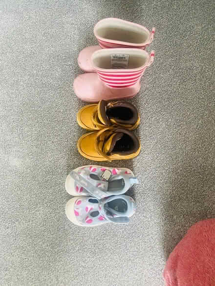 Photo of free Mixed ages,gender clothes and shoes (HA9 Wembley park) #2