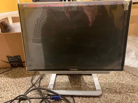Photo of free Viewsonic LCD monitor (Northborough) #1