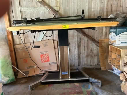 Photo of free drafting table -very good condition (Chanticleer 1800 block) #1