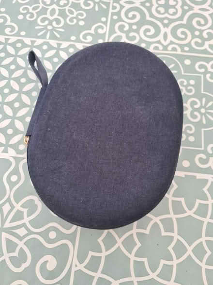 Photo of free Sony WH-1000XM4 carry case (Cotham BS6) #1