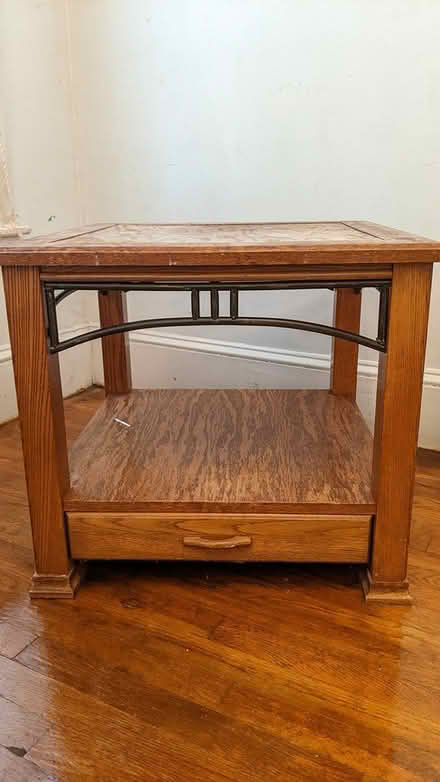Photo of free Corner/End Table (02148) #2