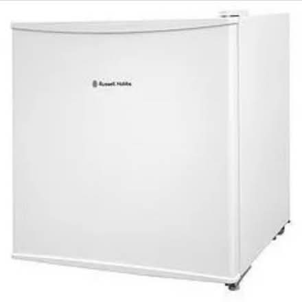 Photo of Mini fridge/counter top fridge (Balti Triangle B12) #2