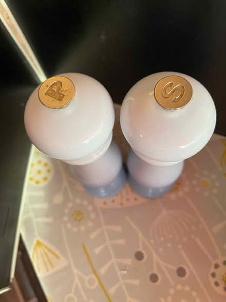 Photo of free LC salt and pepper mill set (TW1) #1