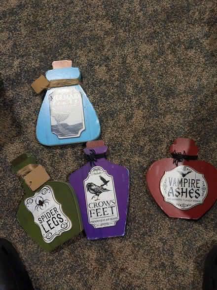 Photo of free Halloween wood cutouts (Buchanan) #1