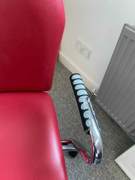 Photo of free Office swivel chair (G76) #2