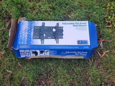 Photo of free TV wall mount (Sacombe SG12) #1