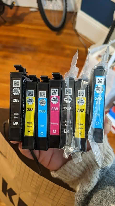 Photo of free Epson 288 Ink (02148) #1