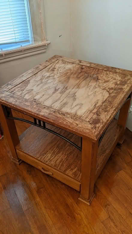 Photo of free Corner/End Table (02148) #1