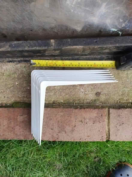 Photo of free Shelf Brackets 25x20cm (Seaford BN25) #1