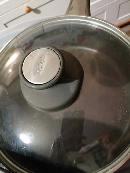 Photo of free Tefal 25cm frying pan with lid (Maidenhead SL6) #2