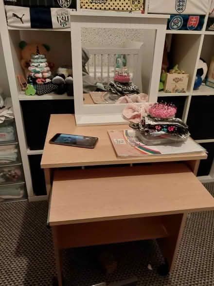 Photo of free Computer desk (Sheffield S8 Woodseats) #1