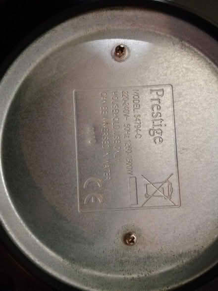Photo of free Prestige electric frying pan & lid (Maidenhead SL6) #4