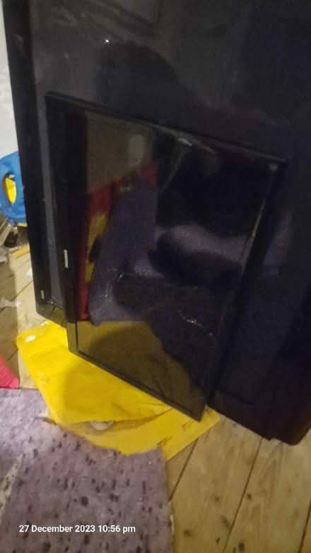 Photo of free LAST CHANCE 42"+ 26" tvs (READ) (Chester) #2