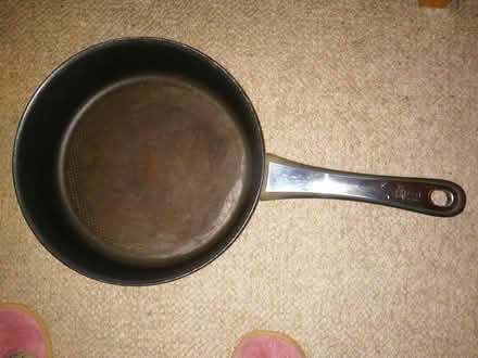 Photo of free Tefal 25cm frying pan with lid (Maidenhead SL6) #4