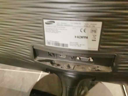 Photo of free Samsung 22" Monitor (Fareham PO15) #2