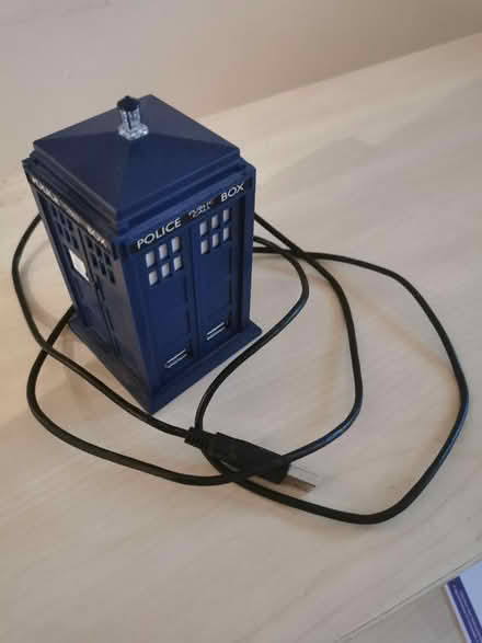 Photo of free Dr Who - TARDIS USB 4-port hub (Fareham PO15) #1