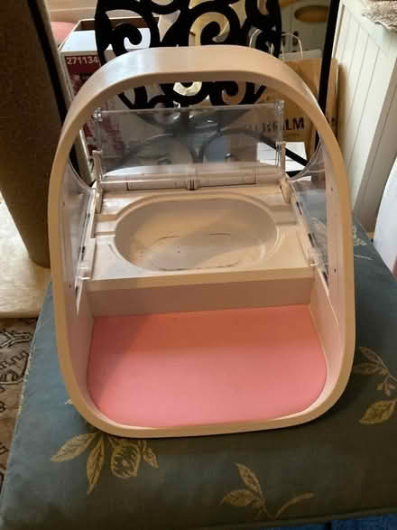 Photo of free Microchip operated cat feeding bowl (Penrith CA11) #1
