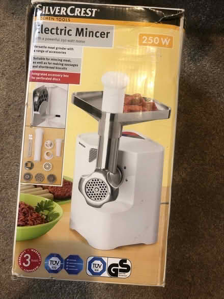 Photo of free Mincer (Nr Thatcham (Bucklebury)) #1