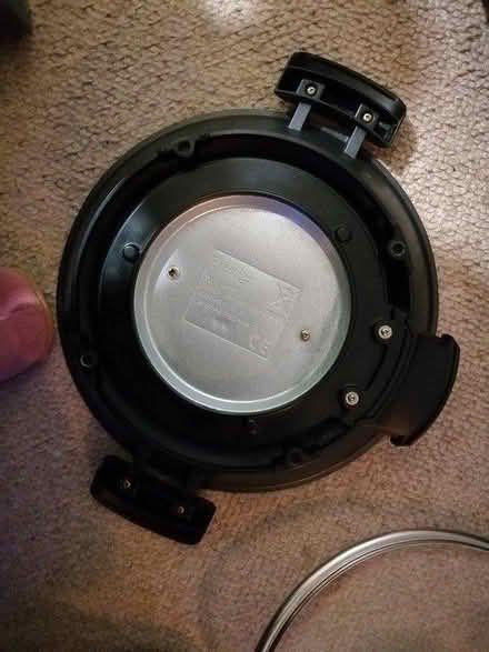 Photo of free Prestige electric frying pan & lid (Maidenhead SL6) #1