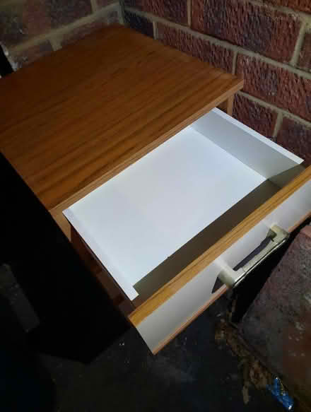 Photo of free Bedside drawers (ME20) #2