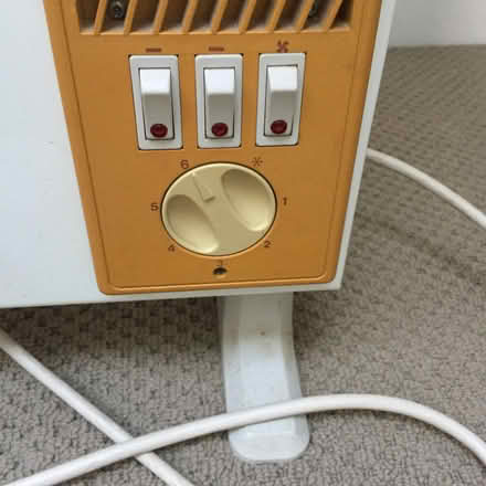 Photo of free electric heater (SW15) #2